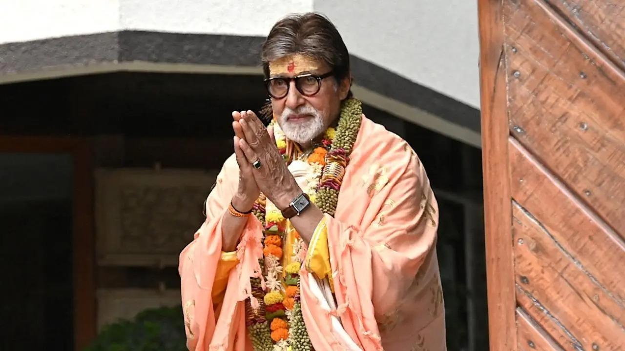 Amitabh Bachchan fondly remembers his mother Teji Bachchan