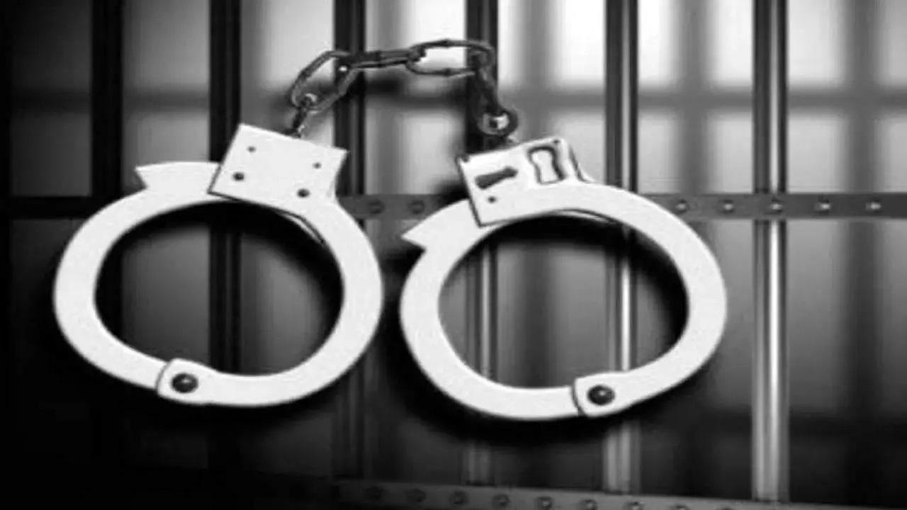 Two Bangladeshi nationals held from Thane for illegal stay