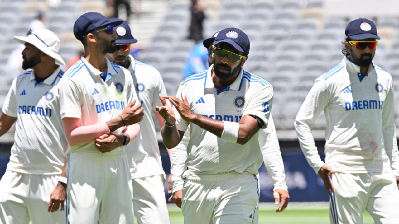 Jasprit Bumrah's frustration with lack of swing caught on stump mic: WATCH