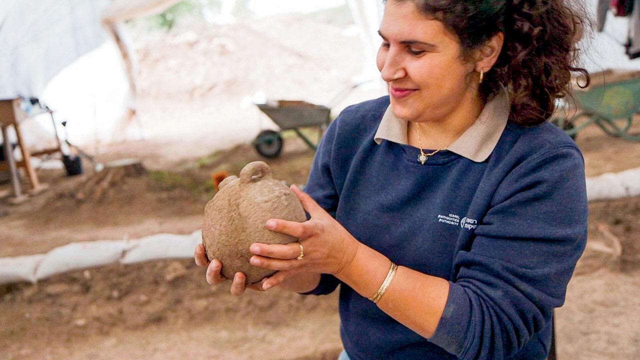 Archaeologists uncover what may be Israel’s 1st public building