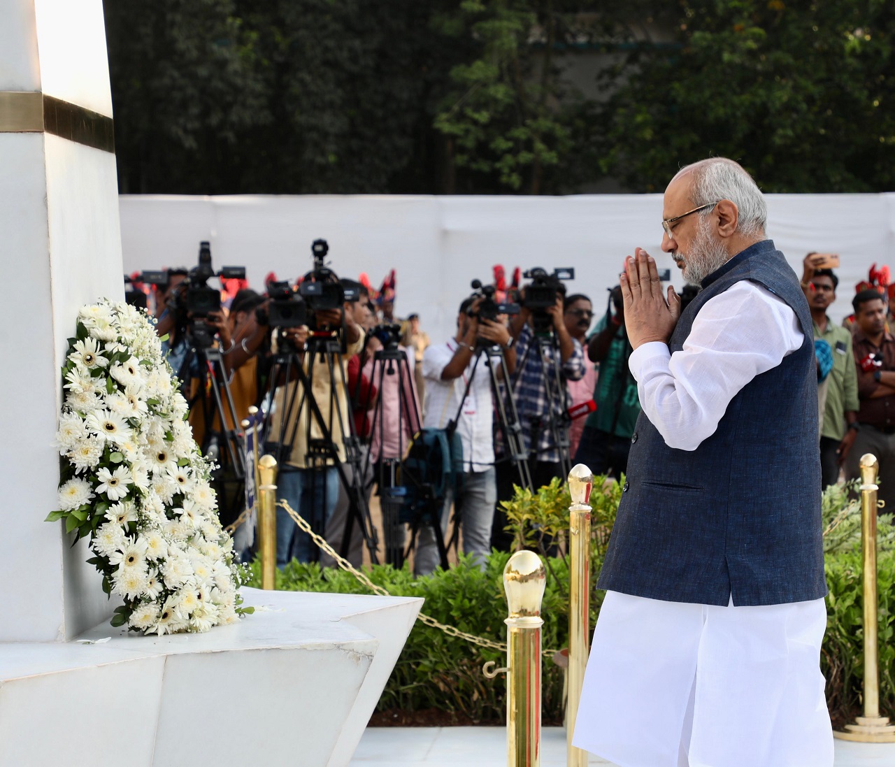 They paid tribute to the police martyrs who lost their lives in the line of duty over the past year