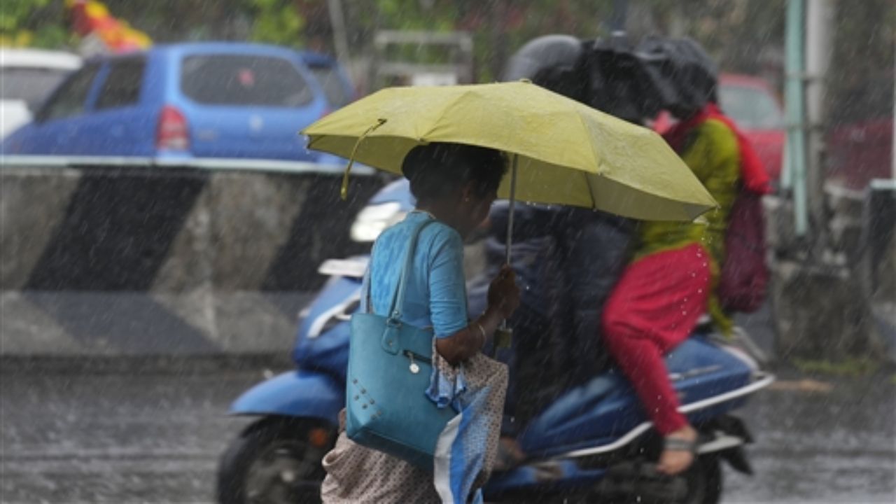 The India Meteorological Department (IMD) has predicted heavy to very heavy rainfall in Tamil Nadu, Puducherry, and Andhra Pradesh over the coming days. A Red Alert has been issued for Chennai on October 16, with expectations of extremely heavy rainfall.