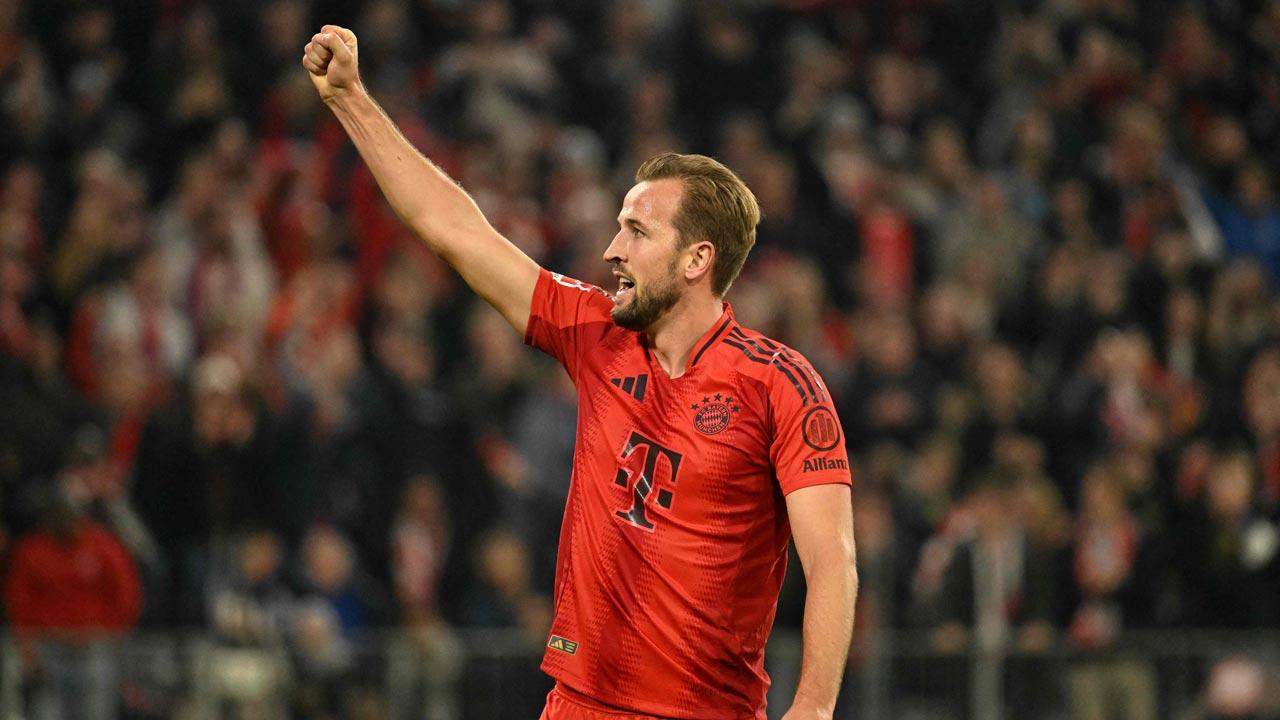 Bayern Munich beat Stuttgart to defend top spot in Bundesliga