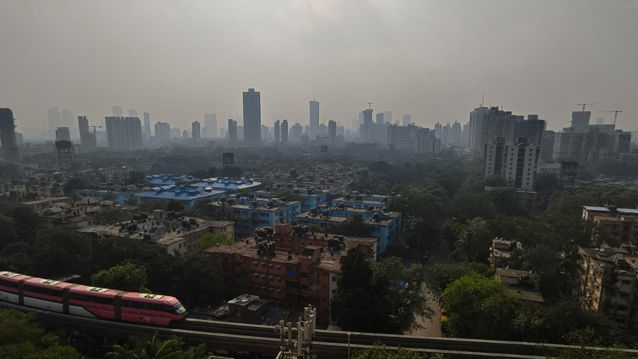 As per the SAMEER app, the AQI of several areas in the city had slipped into the 'moderate' category with the exception of Borivali, Colaba, Bhandup and Powai which still recorded a 'good' AQI