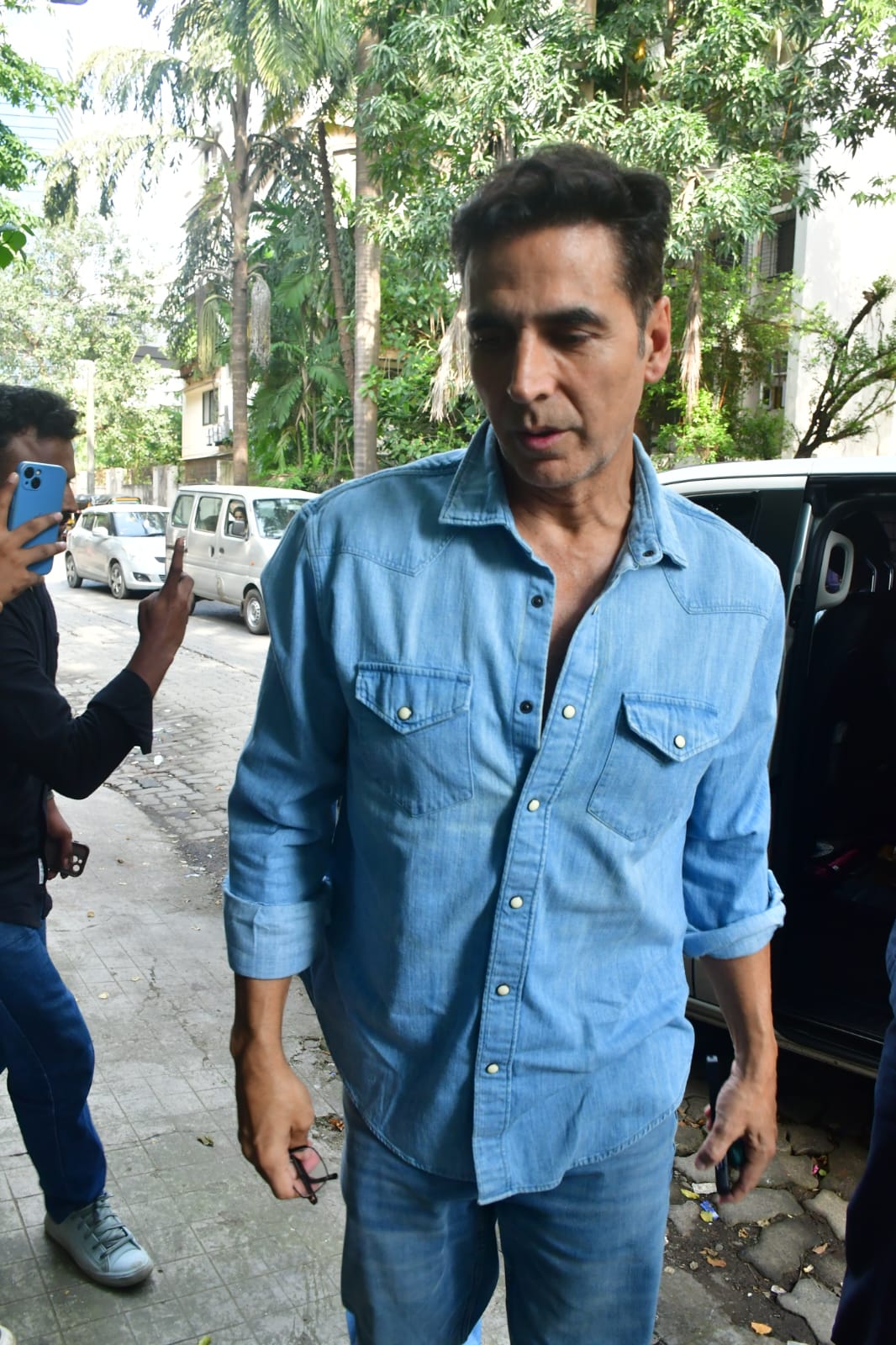 Akshay Kumar stepped out for a family outing, radiating warmth and joy as they enjoyed their time together.